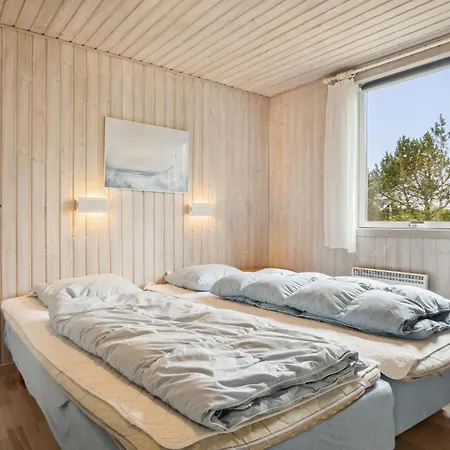 Feriehus Three-bedroom In Hvide Sande Bjerregård