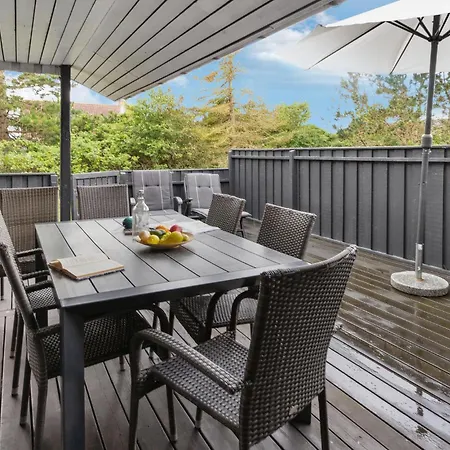 Three-bedroom In Hvide Sande Feriehus