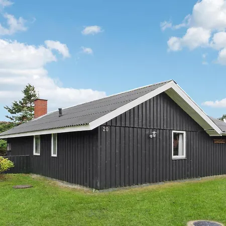 Holiday home Three-bedroom In Hvide Sande Bjerregard