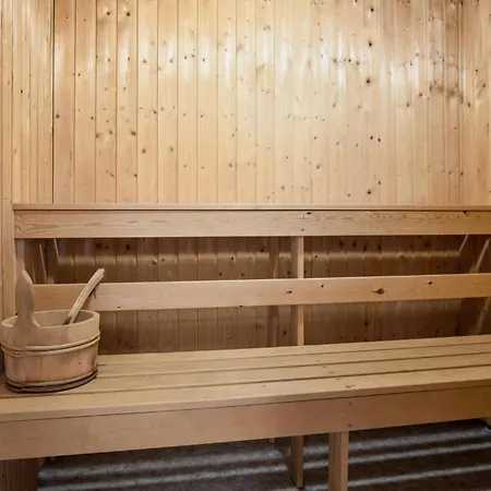 Three-bedroom In Hvide Sande Feriehus