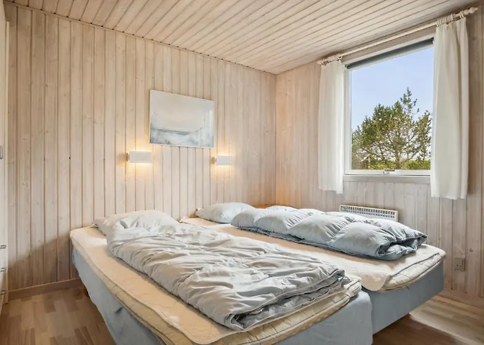 別荘 Three-bedroom In Hvide Sande Bjerregård