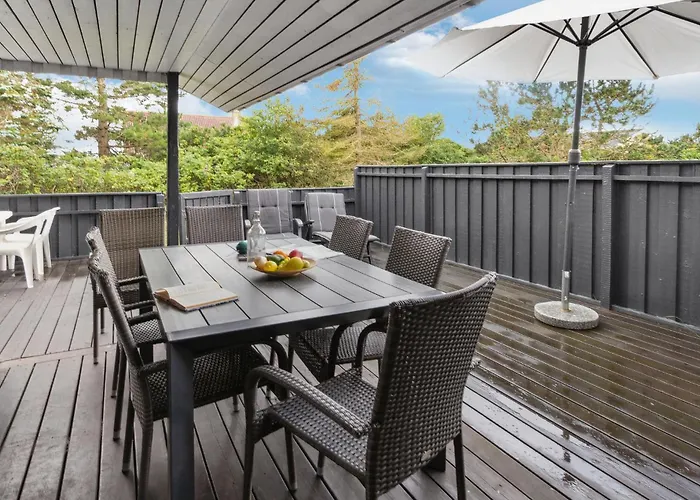 Three-bedroom In Hvide Sande 別荘