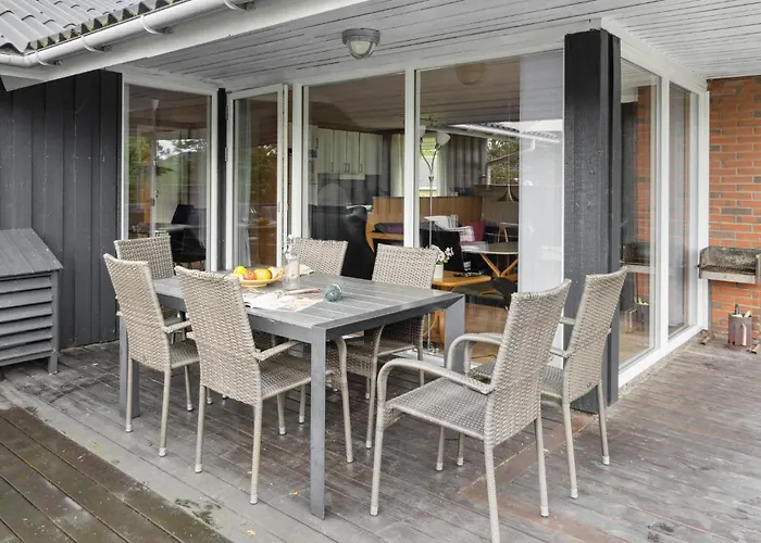 別荘 Three-bedroom In Hvide Sande