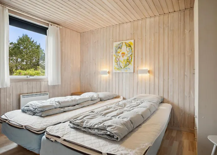 Three-bedroom In Hvide Sande 別荘